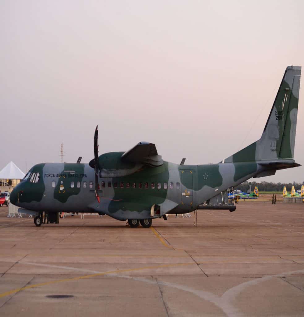 SÃO JOSÉ DOS CAMPOS, BRASIL - 21 de agosto de 2015 - Aeronave de transporte C-105 Amazonas da Força Aérea Brasileira em exposição em mais um show aéreo promovido pela Força Aérea Brasileira.