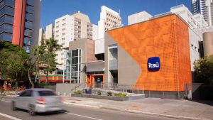 Itaú volta a “passar o cartão” no segundo semestre