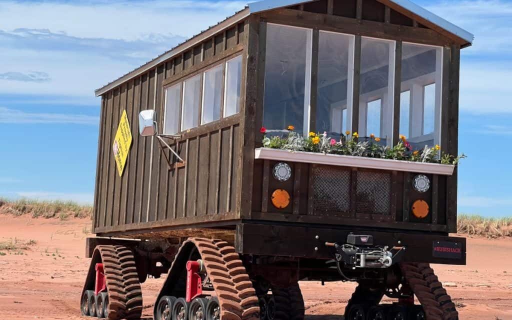 Esta casa motorizada parece ter saído de “Mad Max”