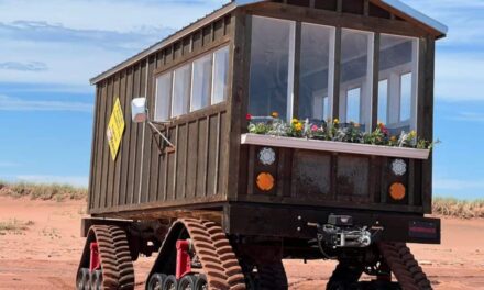 Esta casa motorizada parece ter saído de “Mad Max”