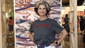 A feira de arte “raiz” de Fernanda Feitosa abre suas portas