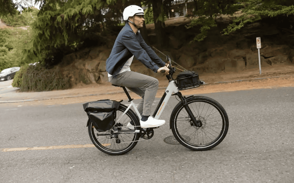 Acessível? Empresa famosa lança bicicleta elétrica de “baixo custo”