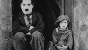 Charles Chaplin: o “espírito de um vagabundo” sob a ótica de suas origens ciganas