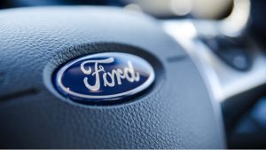 Três anos após parar de fabricar no Brasil, Ford reduziu de tamanho. Mas diz que voltou ao lucro