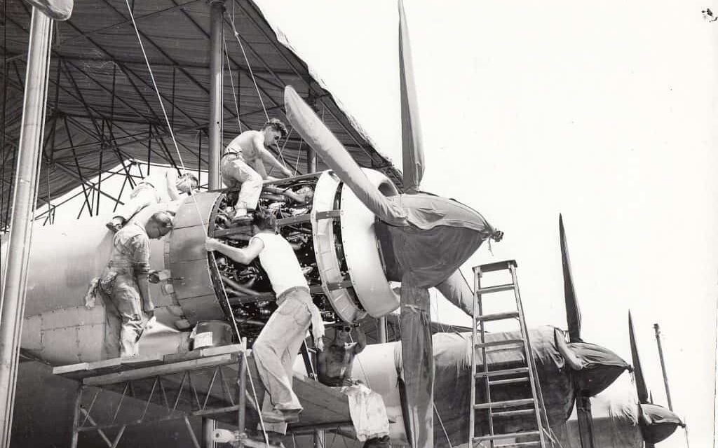 Conheça o enorme hidroavião feito de madeira para a 2ª Guerra Mundial